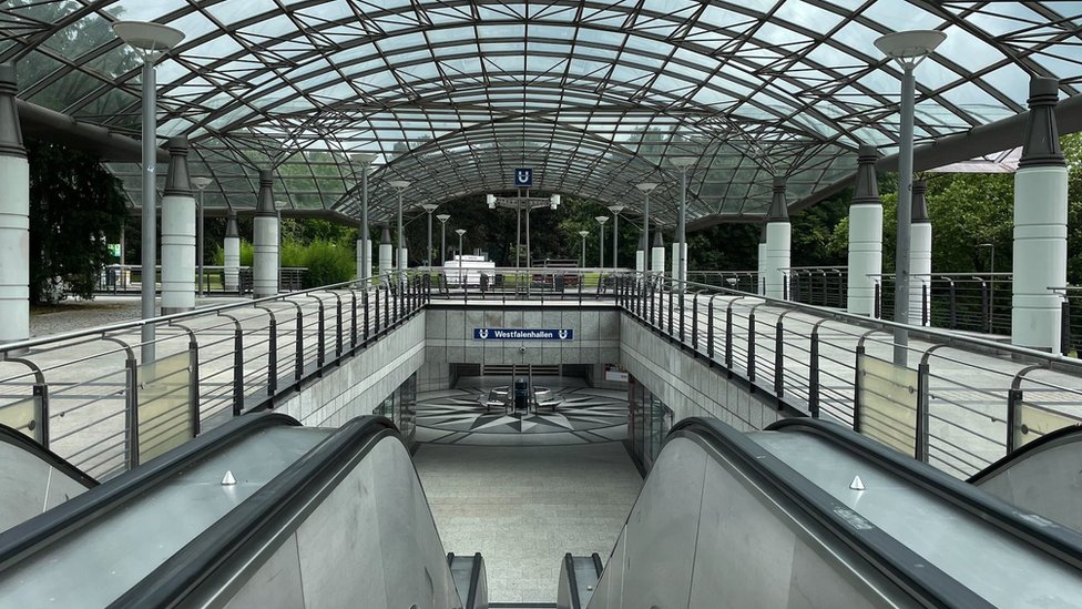 Metro kod stadiona u Dortmundu