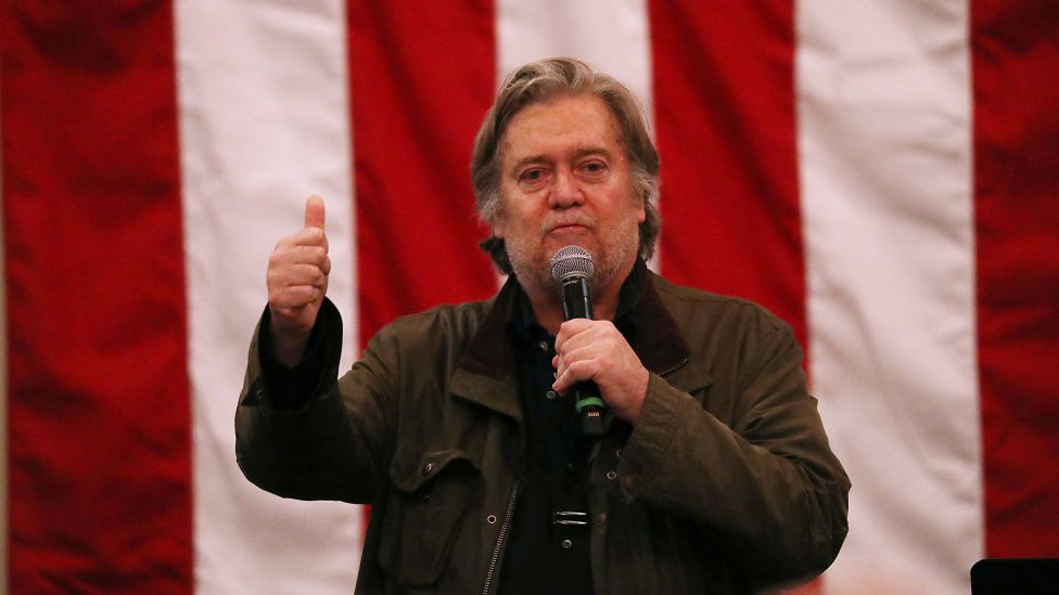 Tras su salida de la Casa Blanca Bannon regresó a sitio Breitbart News. Bannon