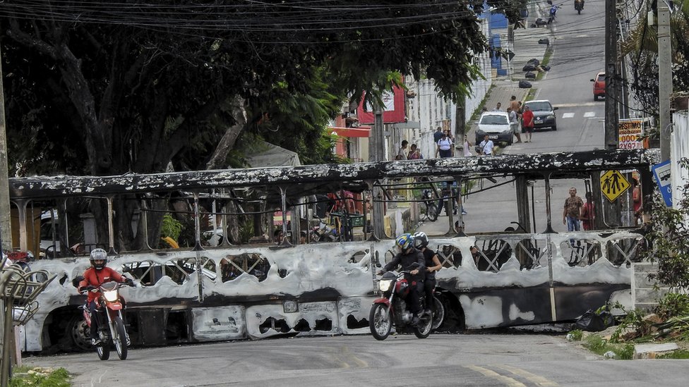 Gangs sow terror in Brazil cities for third night