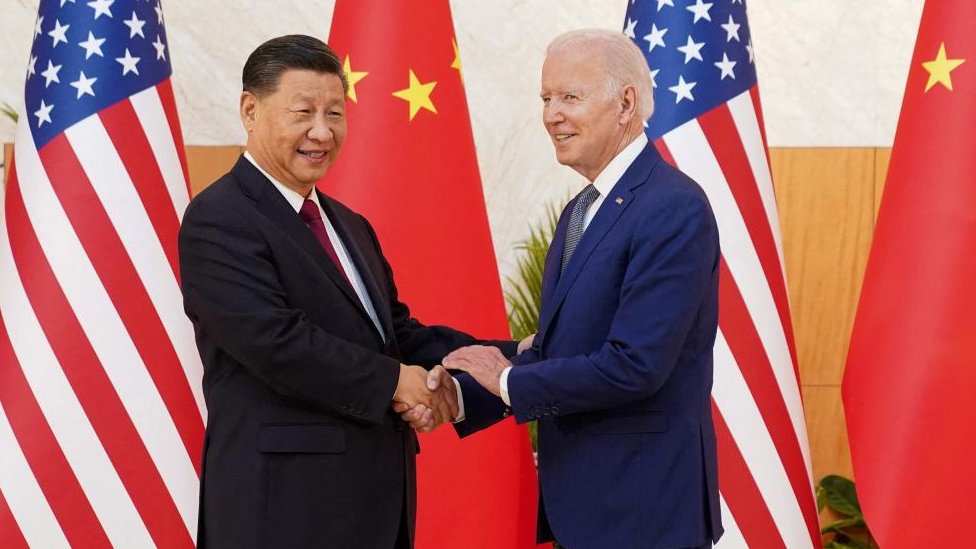 [출처: Reuters] 조 바이든 미국 대통령과 시진핑 중국 국가주석이 14일 인도네시아 발리에서 열린 주요 20개국(G20) 정상회의를 앞두고 첫 단독 회담을 가졌다