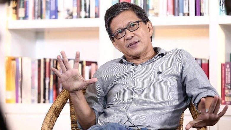 Dugaan penodaan agama Rocky Gerung: 'Berdebatlah, jangan dipidanakan' - BBC  News Indonesia