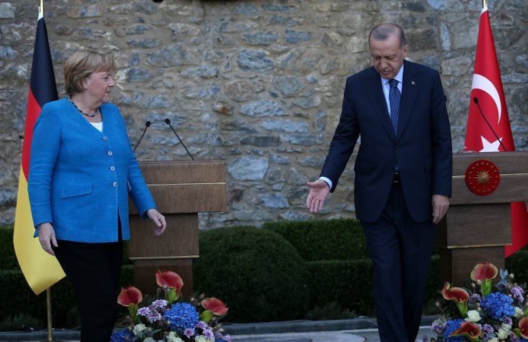 Almanya'da yeni hükümetin dış siyaset çizgisi ve Türkiye'ye bakışı nasıl olacak?
