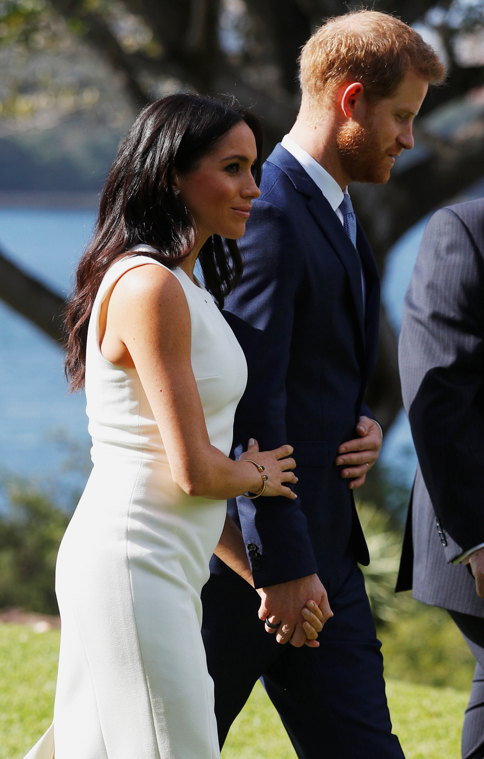 karen gee white dress