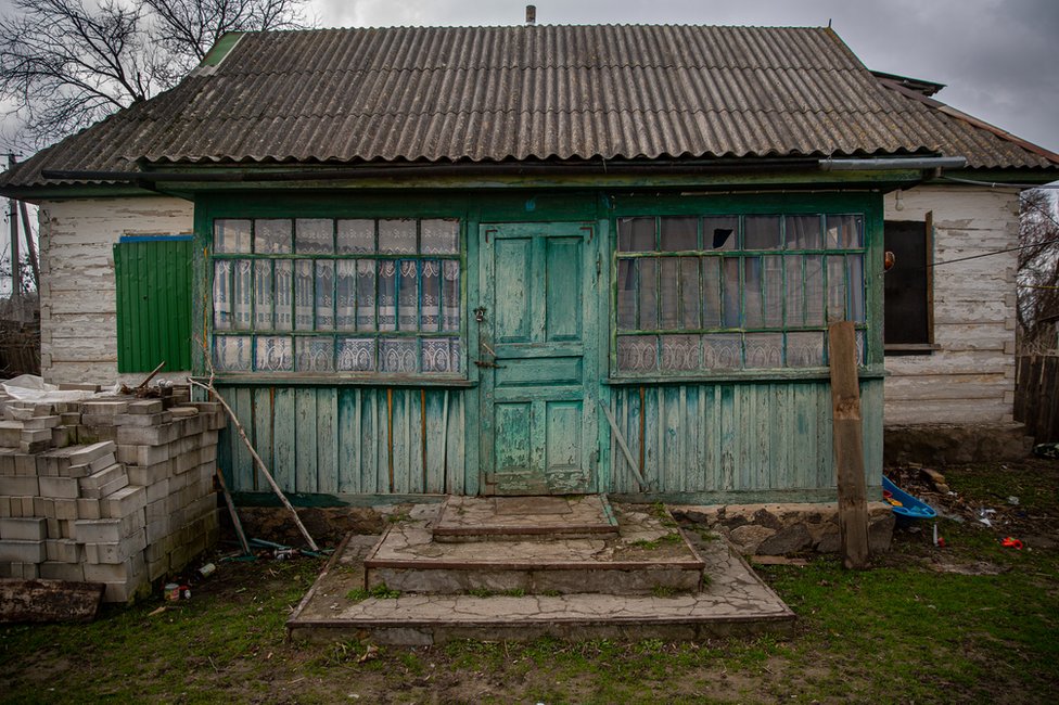 Sašina i Nikitina kuća u Andrivki. Ruski vojnici su ih izvukli iz podruma
