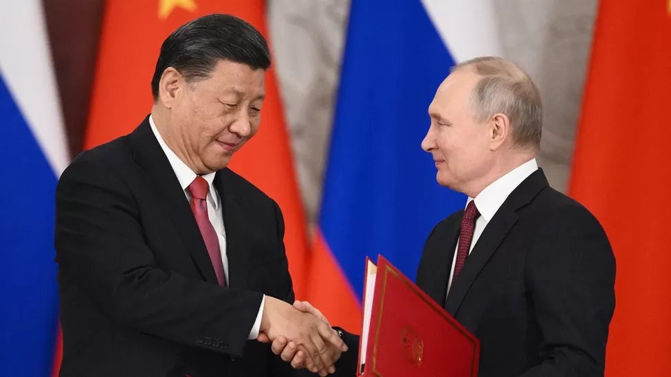 الرئيسان الروسي فلاديمير بوتين، والصيني شي جينبينغ