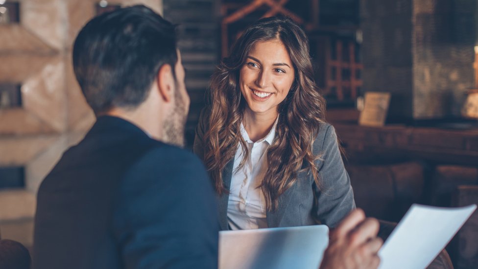 En Estados Unidos las directoras ejecutivas de las mayores empresas representan un 4,2%. Colegas en oficina