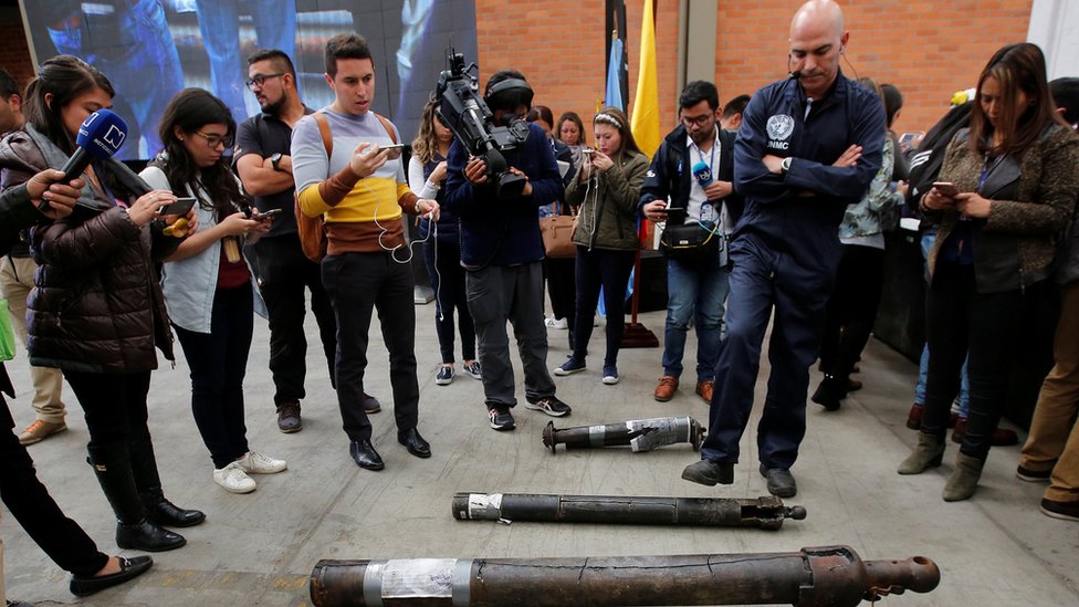 Naciones Unidas verificó la entrega del arsenal de las FARC. Entrega de armas de las FARC.