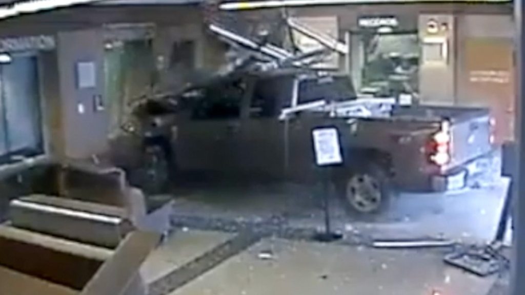 Man smashes vehicle into Colorado police station