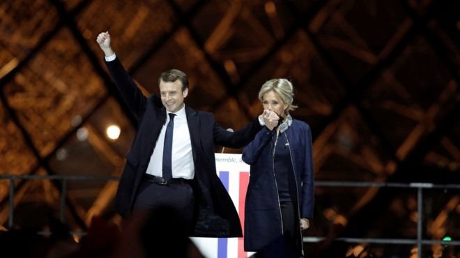 Macron con su mujer, Brigitte. Macron con su mujer, Brigitte.