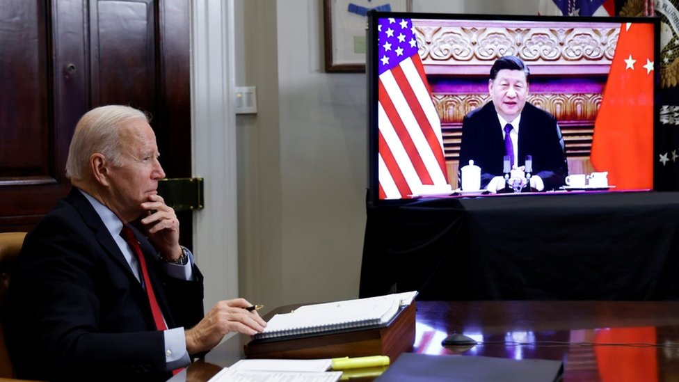 ประชุมสุดยอดผู้นำจีน-สหรัฐฯ สี จิ้นผิง เตือน โจ ไบเดน เรื่องสนับสนุนไต้หวัน  - BBC News ไทย