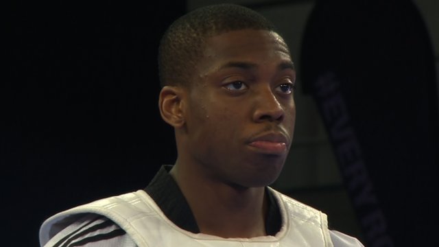 GB's Lutalo Muhammad wins World Taekwondo silver - BBC Sport