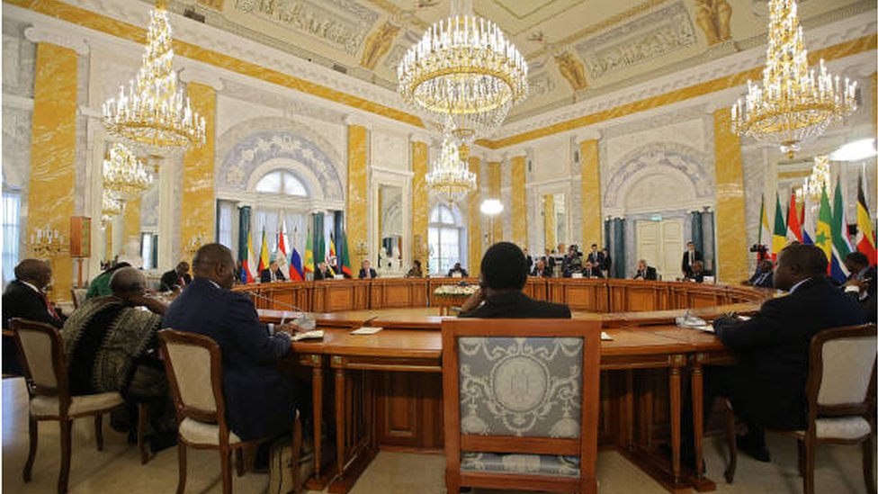 اجتماع بوتين بالوفد الأفريقي
