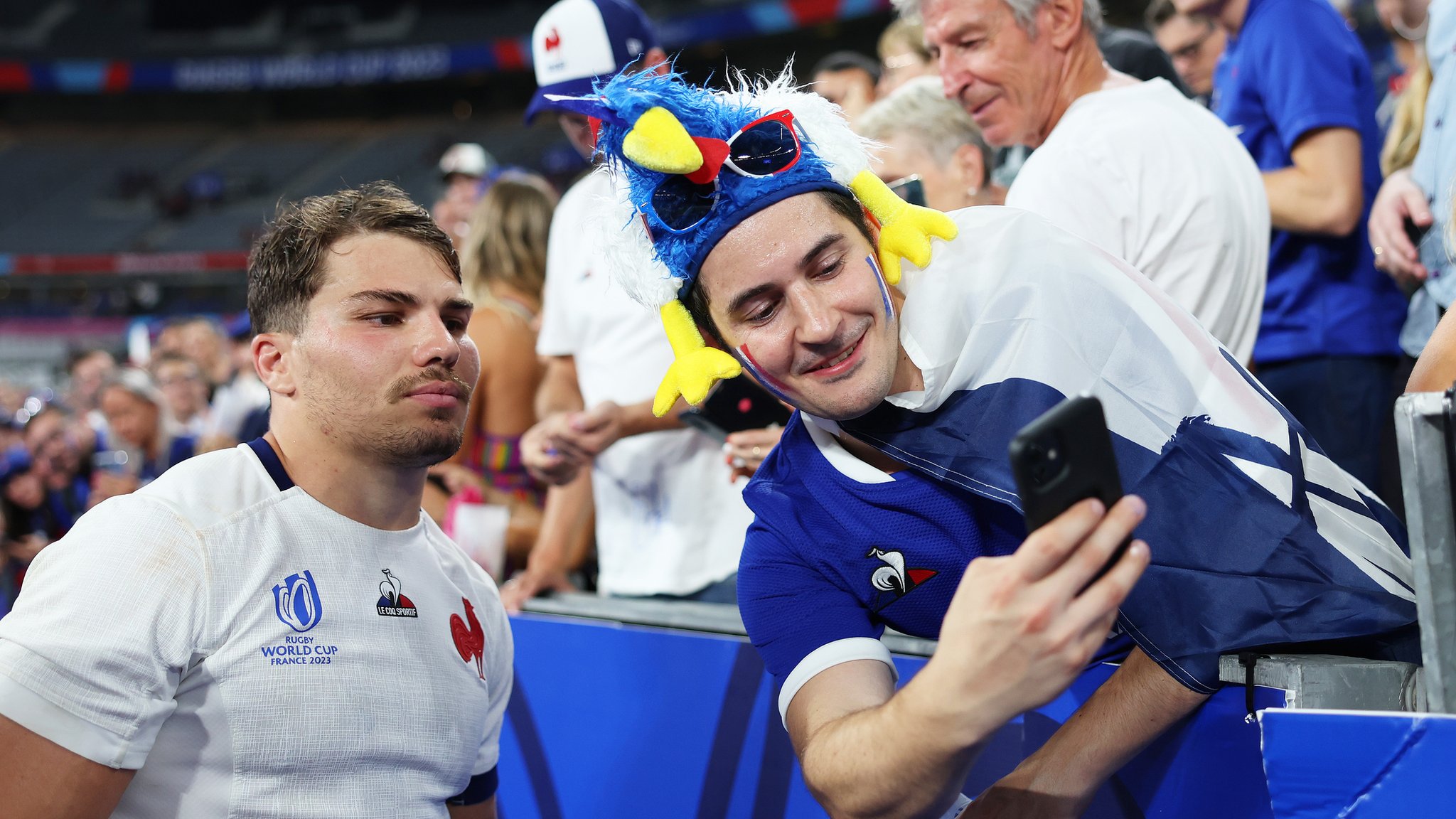 France 27-13 New Zealand: Antoine Dupont and his team answer the call of a  nation - BBC Sport