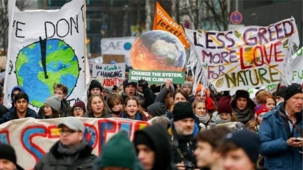 Berlin'de iklim değişikliğine karşı öğrenci eylemi