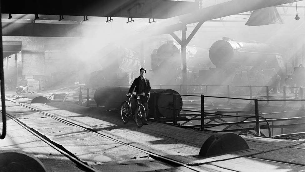 Сарай паровозов Йорка в начале 1950-х (ныне Большой зал Национального железнодорожного музея)