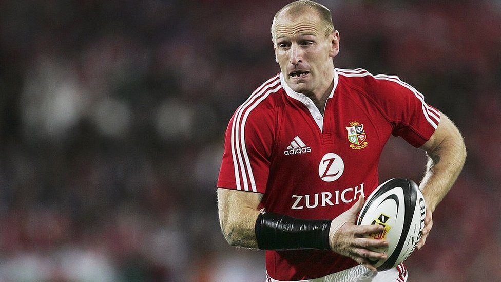 Rugby star Gareth Thomas chats to shoe designer Christian