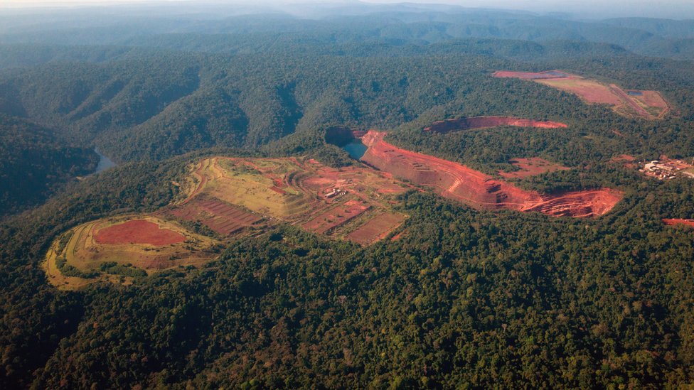 Бразильская шахта в тропических лесах Амазонки