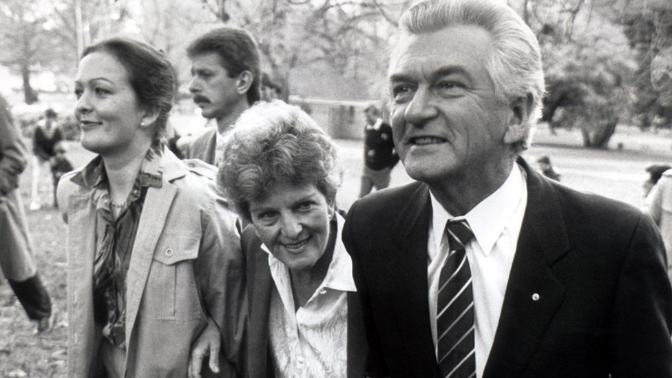 Россалин, Хейзел и Боб Хоук на фото в 1987 году