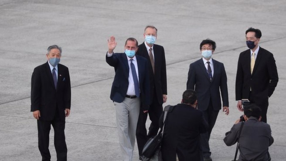 美國衛生部長抵達台灣訪問。