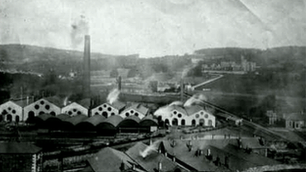 Историческое фото металлургического завода Мертир Тидвил