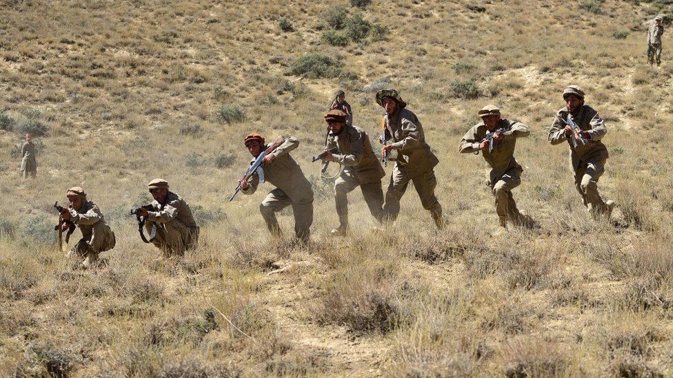 مقاتلون في وادي بانشير
