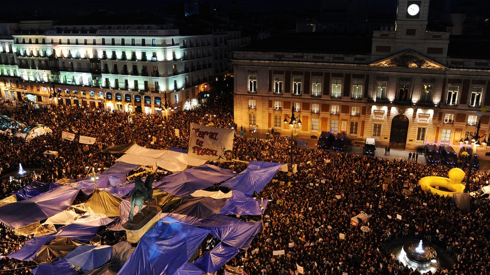 İspanya'nın başkenti Madrid'de 2011 yılında işgal edilen bir meydan