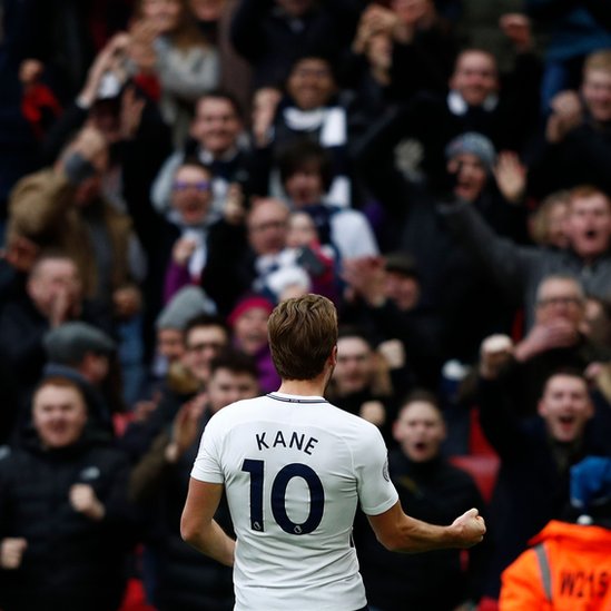 Lleva 96 goles con el Tottenham, a uno de convertirse en el máximo artillero del club en la Liga Premier. Harry Kane