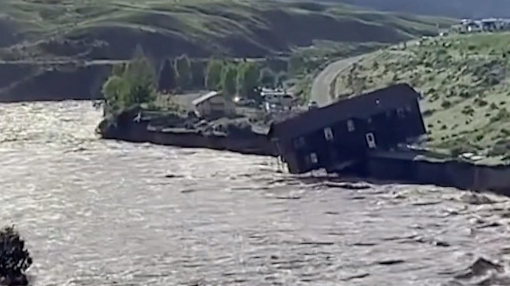 Yellowstone National Park: Building swept away amid record flooding and park closure