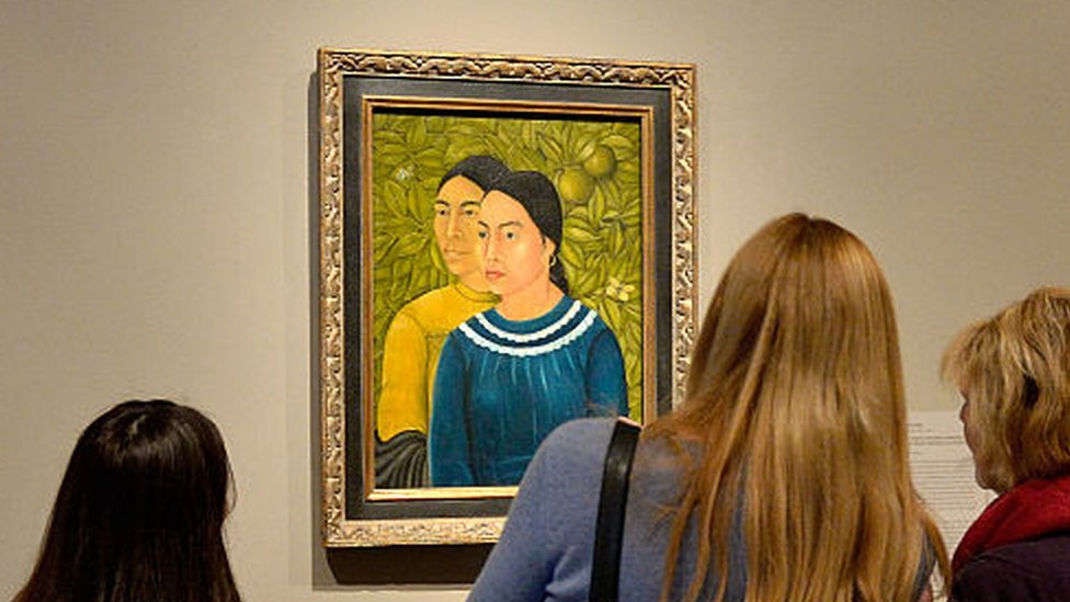 Exposición del cuadro Dos mujeres en el Museo de Bellas Artes de Boston, 2015