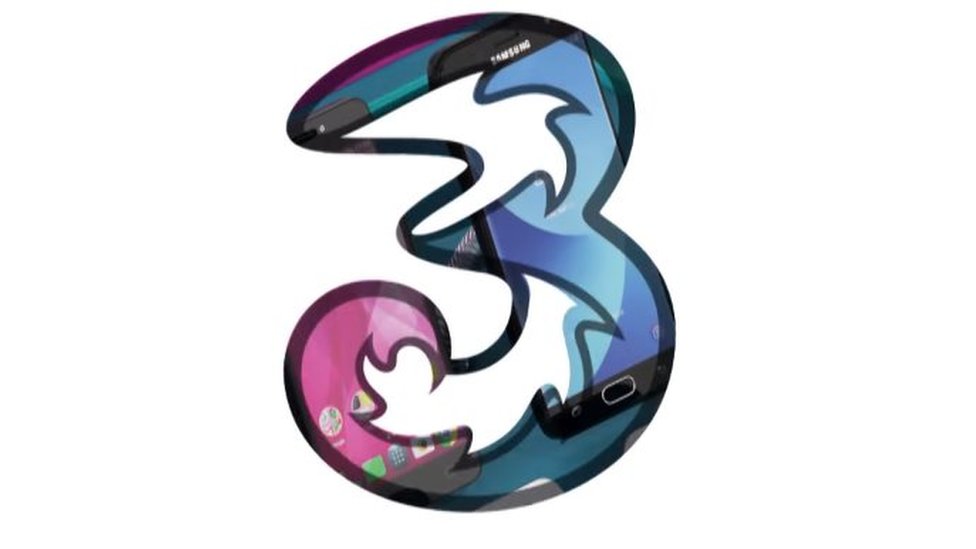 Три логотипа