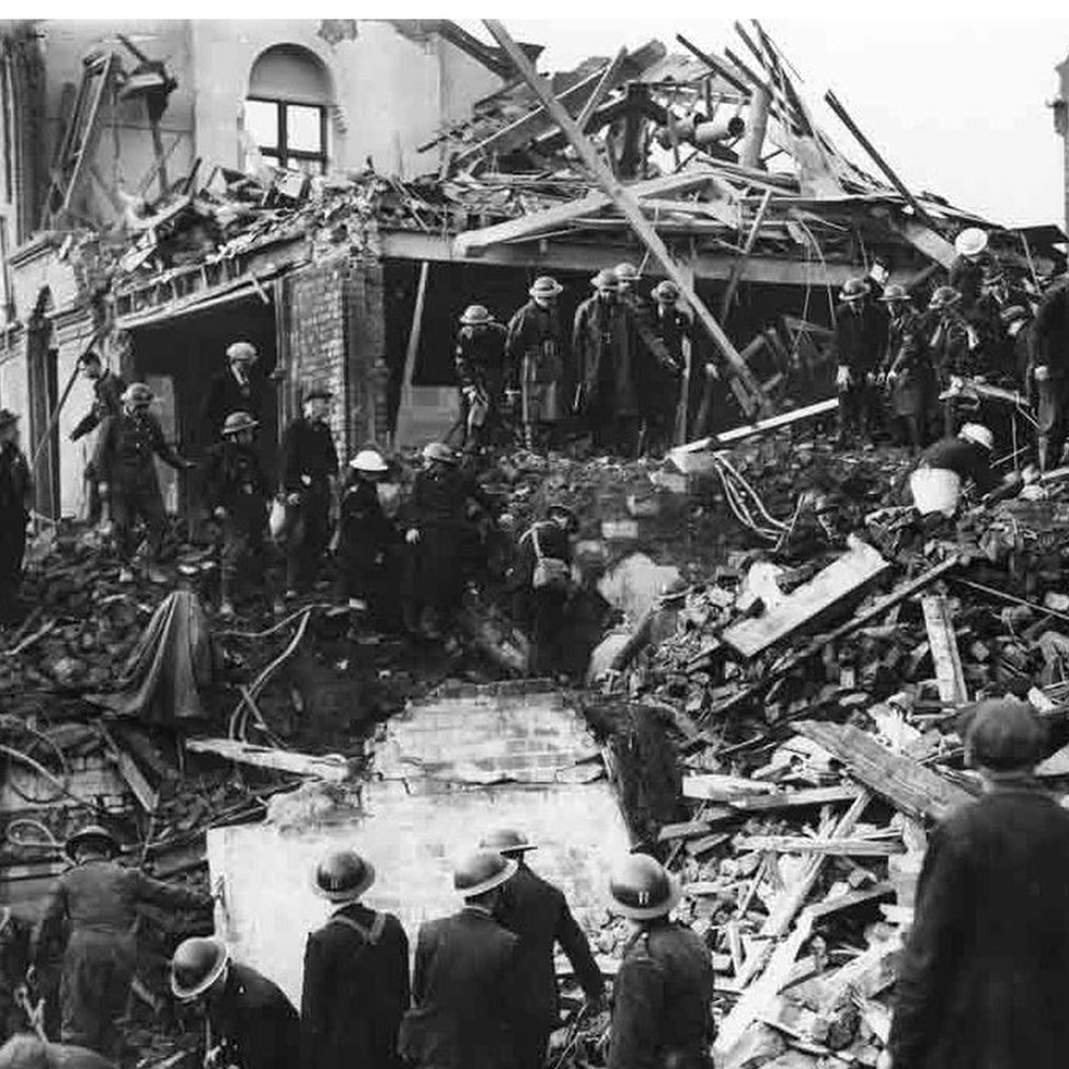 Liverpool Marks World War Twos Worst Civilian Bombing Bbc News