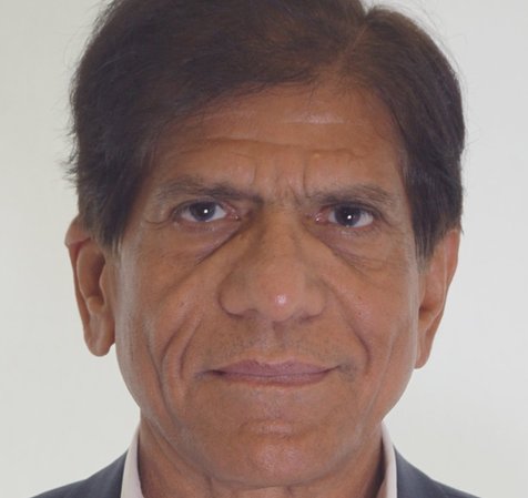 El profesor Hasan Arshad