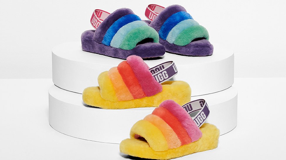 Ограниченные тапочки Pride от UGG "Fluff Yeah"