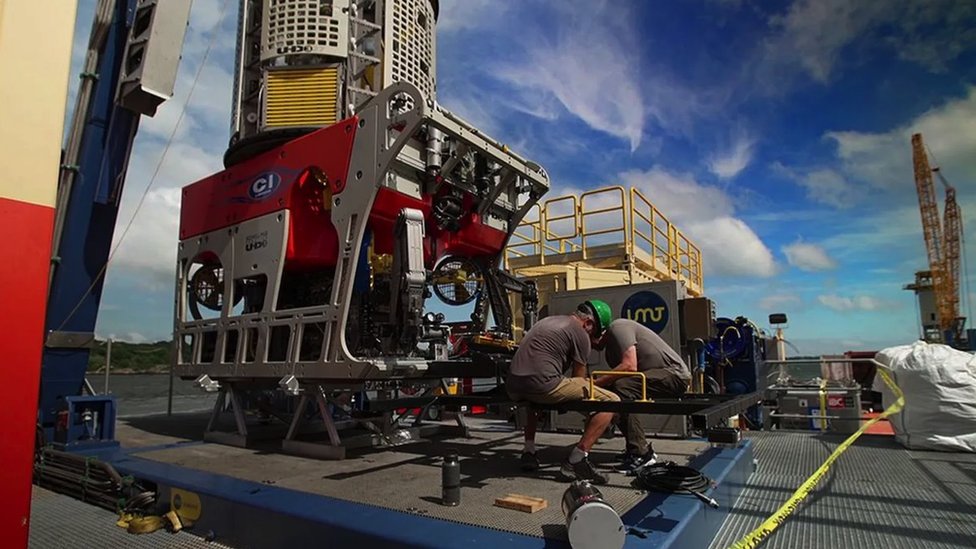 BBC/Kevin Church Roboti od šest tona provešće i do 20 dana mapirajući i katalogizujući nalazište olupine