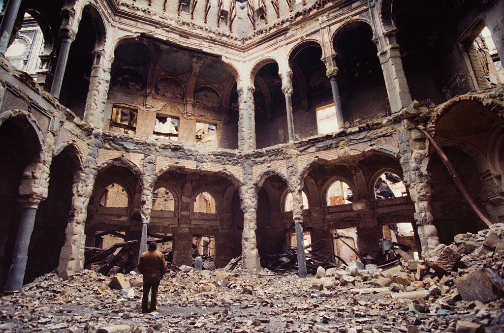 Biblioteca nacional destruida