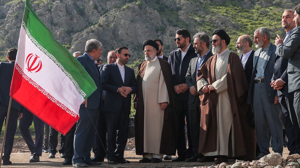 萊希周日前往伊朗阿塞拜疆邊境出席一個大壩落成典禮