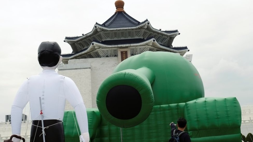 Tank man balloon in Taipei