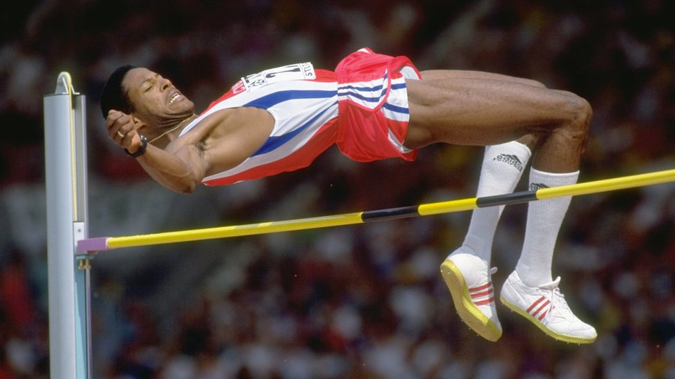 El cubano Javier Sotomayor fue una de las grandes figuras del deporte olímpico de su país. Javier Sotomayor
