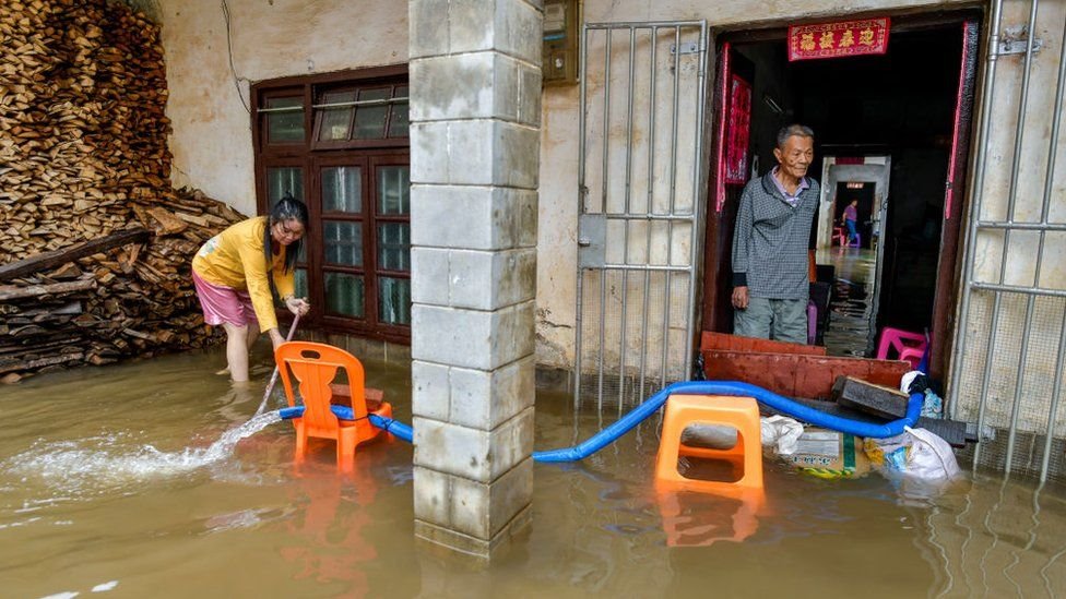 Çin'de sel felaketi: Yaklaşık 2 milyon kişi yerlerinden oldu