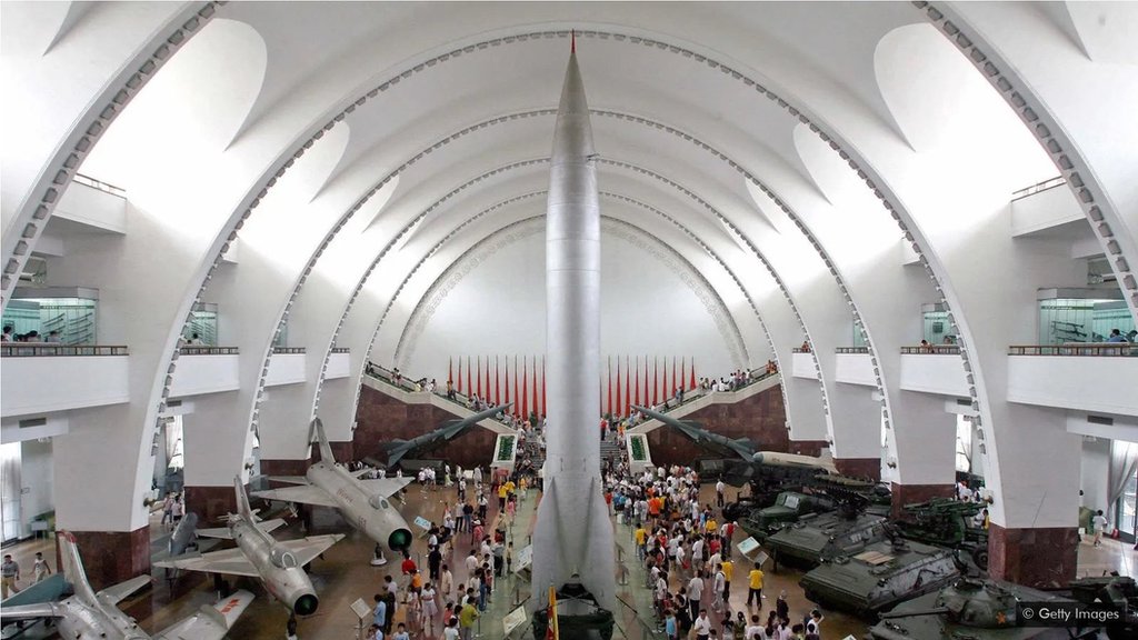 中國博物館展出的一枚核導彈模型展品。