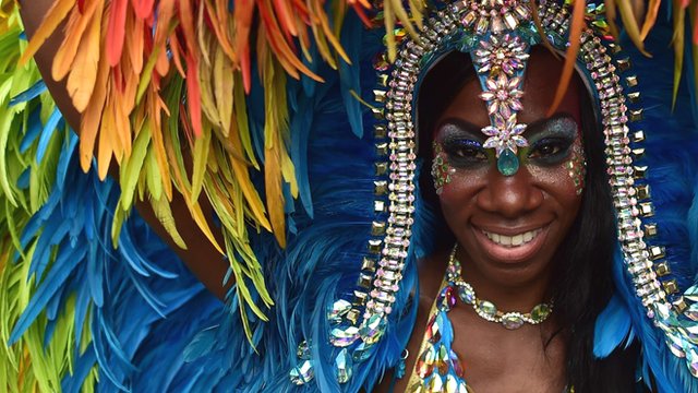 Highlights from Notting Hill Carnival - BBC News