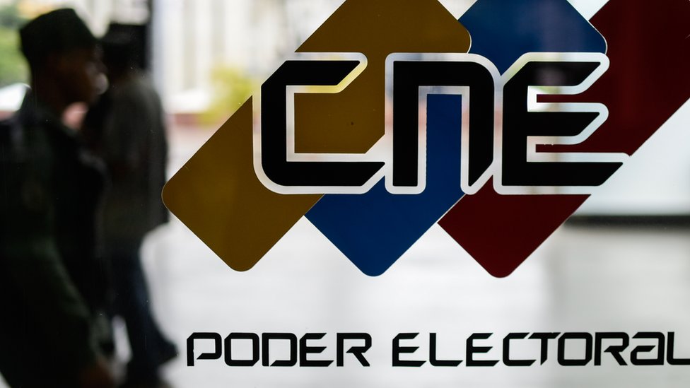 La oposición no se fía del Consejo Nacional Electoral, pero está dispuesta a pelear en las regionales. CNE