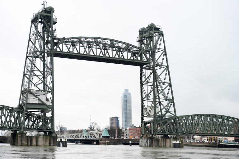 Bezos'un lüks yatı için Rotterdam'daki tarihi köprünün sökülmesi talebine tepki yağıyor