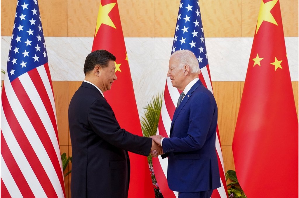 11月14日，在印尼巴厘島舉行的G20領導人峰會期間，美國總統拜登與中國國家主席習近平舉行了會晤。