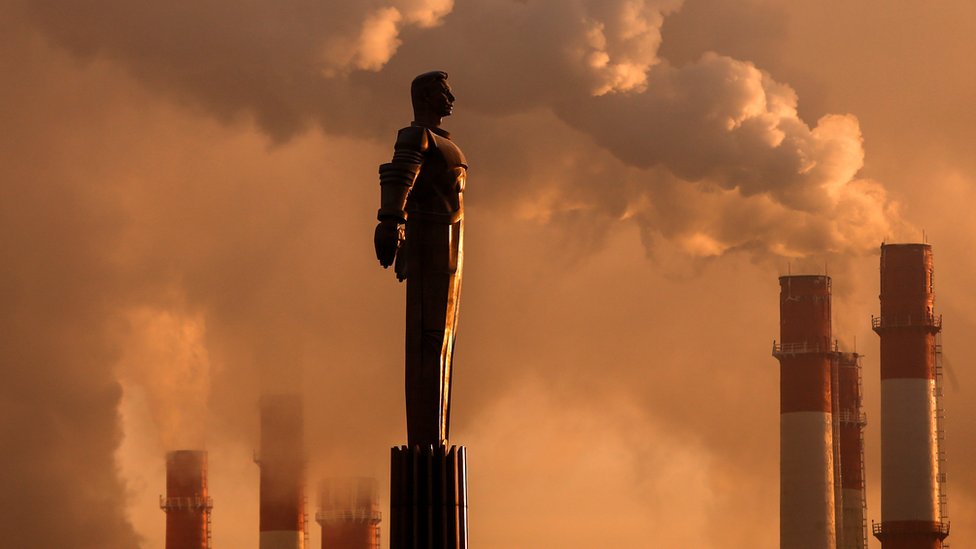 Un monumento a Yuri Gagarin en Moscú