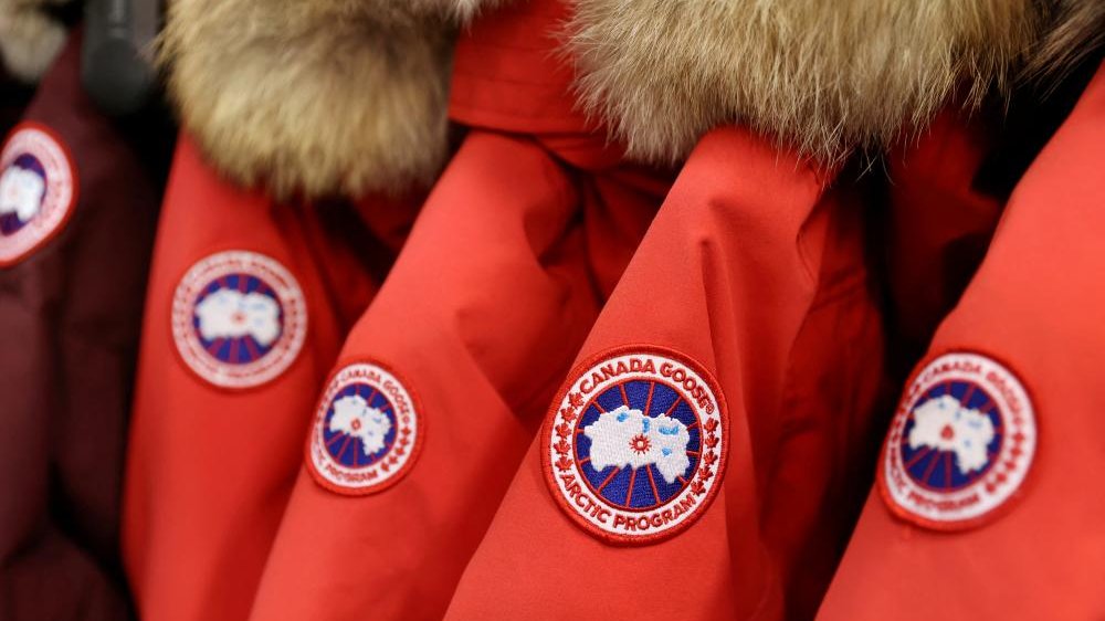 Armed robbers target people for Canada Goose coats - BBC News