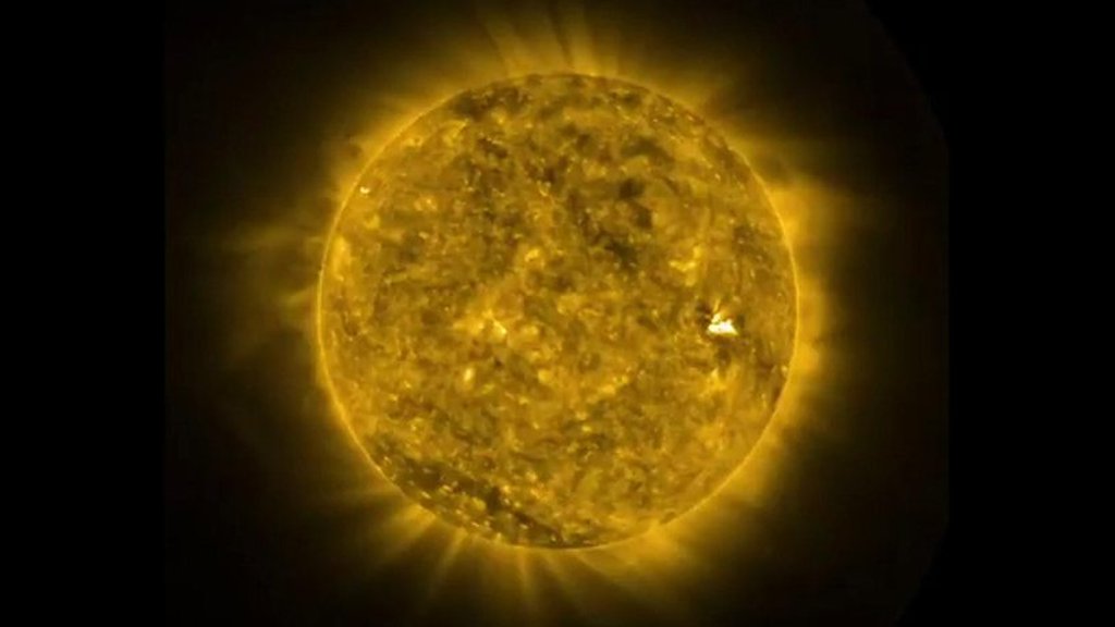 Timelapse footage captures Sun spinning - CBBC Newsround