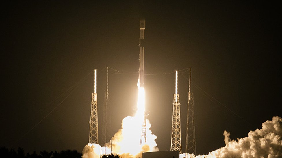 Airbus'ın ürettiği TÜRKSAT 5A uydusu, 8 Ocak 2021'de SpaceX Falcon 9 roketiyle ABD'den fırlatıldı