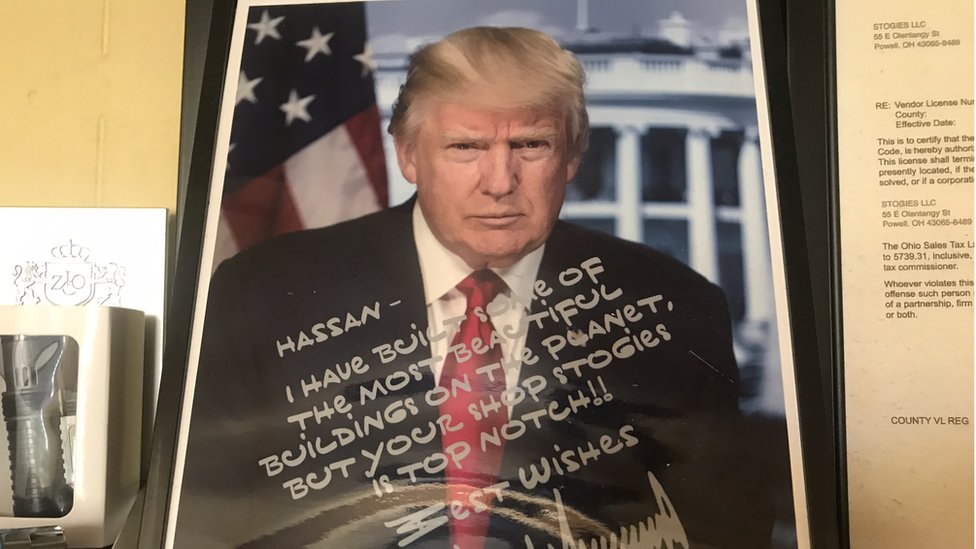 Фотография президента Трампа с автографом