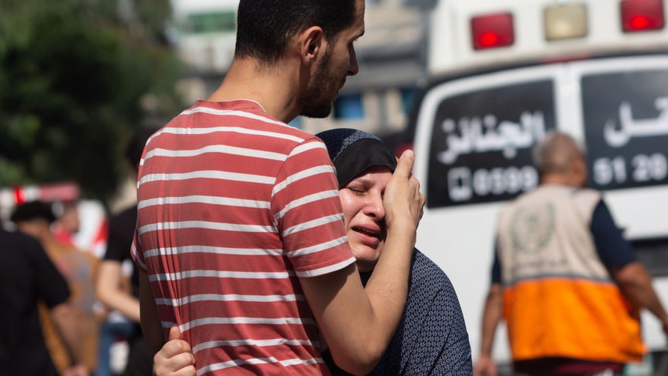 Palestina: Tentara Israel 'serbu' RS Al-Shifa di Gaza dengan tank - BBC News Indonesia